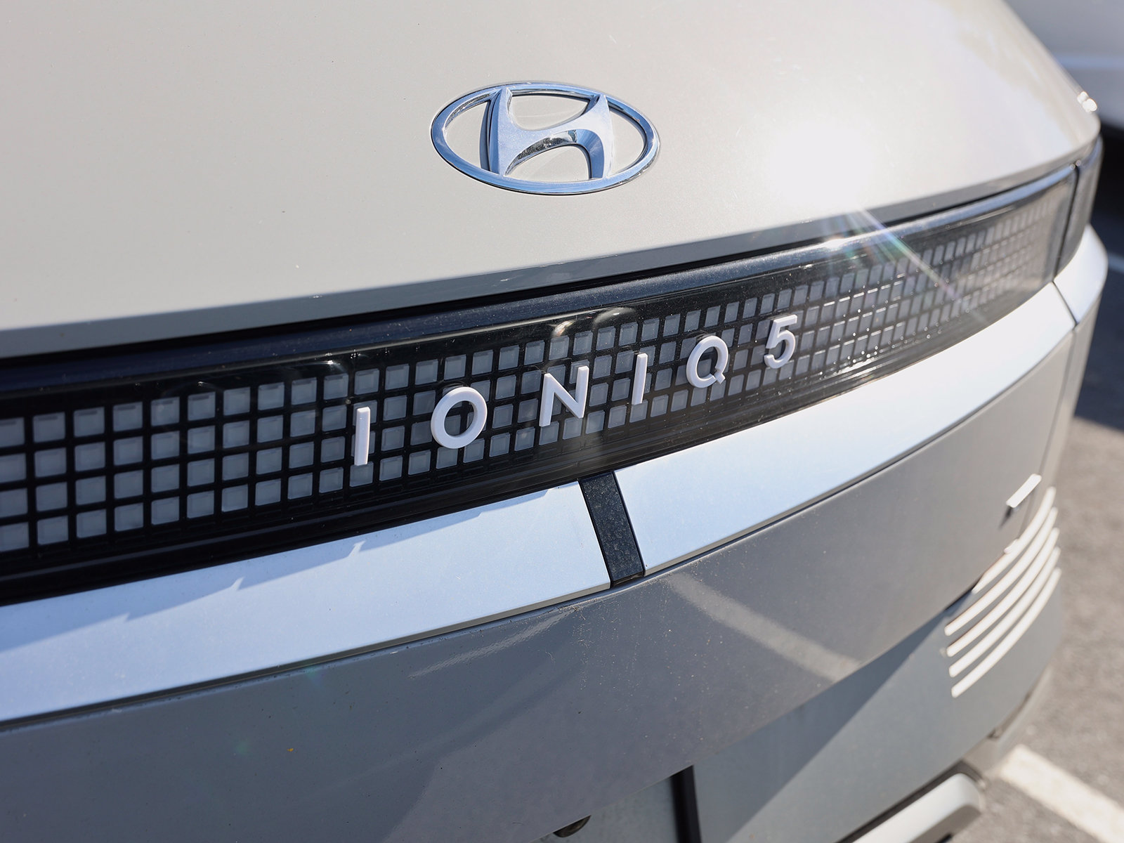 2023 Hyundai IONIQ 5 Limited - Photo 6