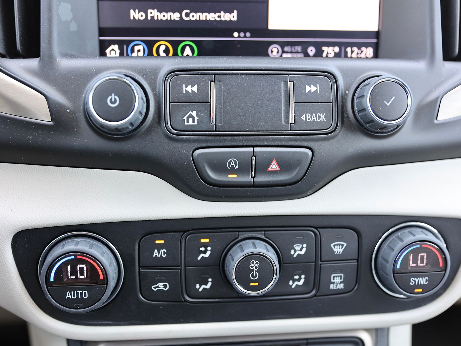 2022 GMC Terrain Denali - Photo 25