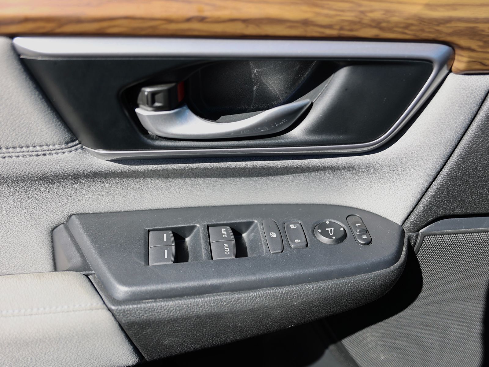 2022 Honda CR-V EX - Photo 36