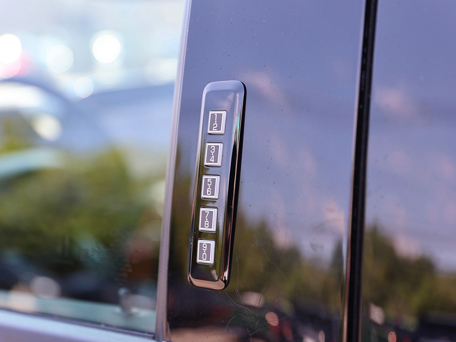 2023 Ford F-150 XLT - Photo 17