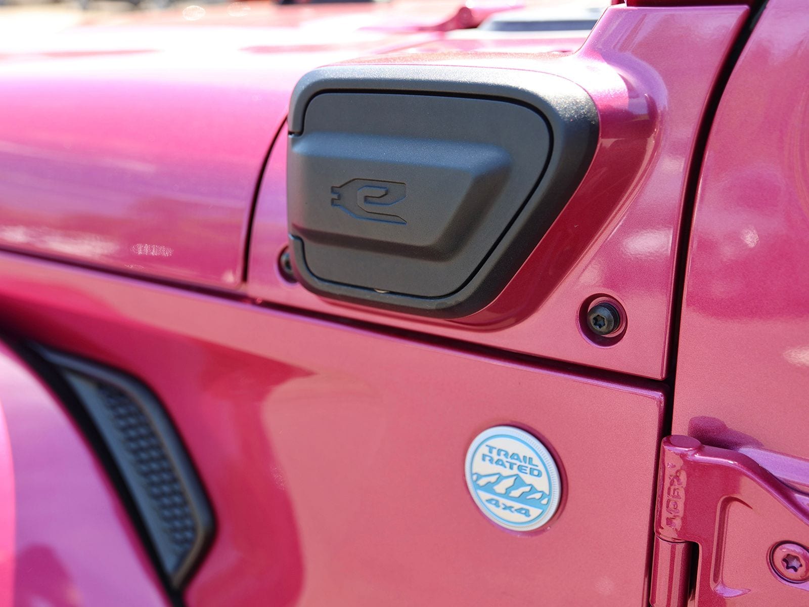 2021 Jeep Wrangler Unlimited Sahara 4XE - Photo 9