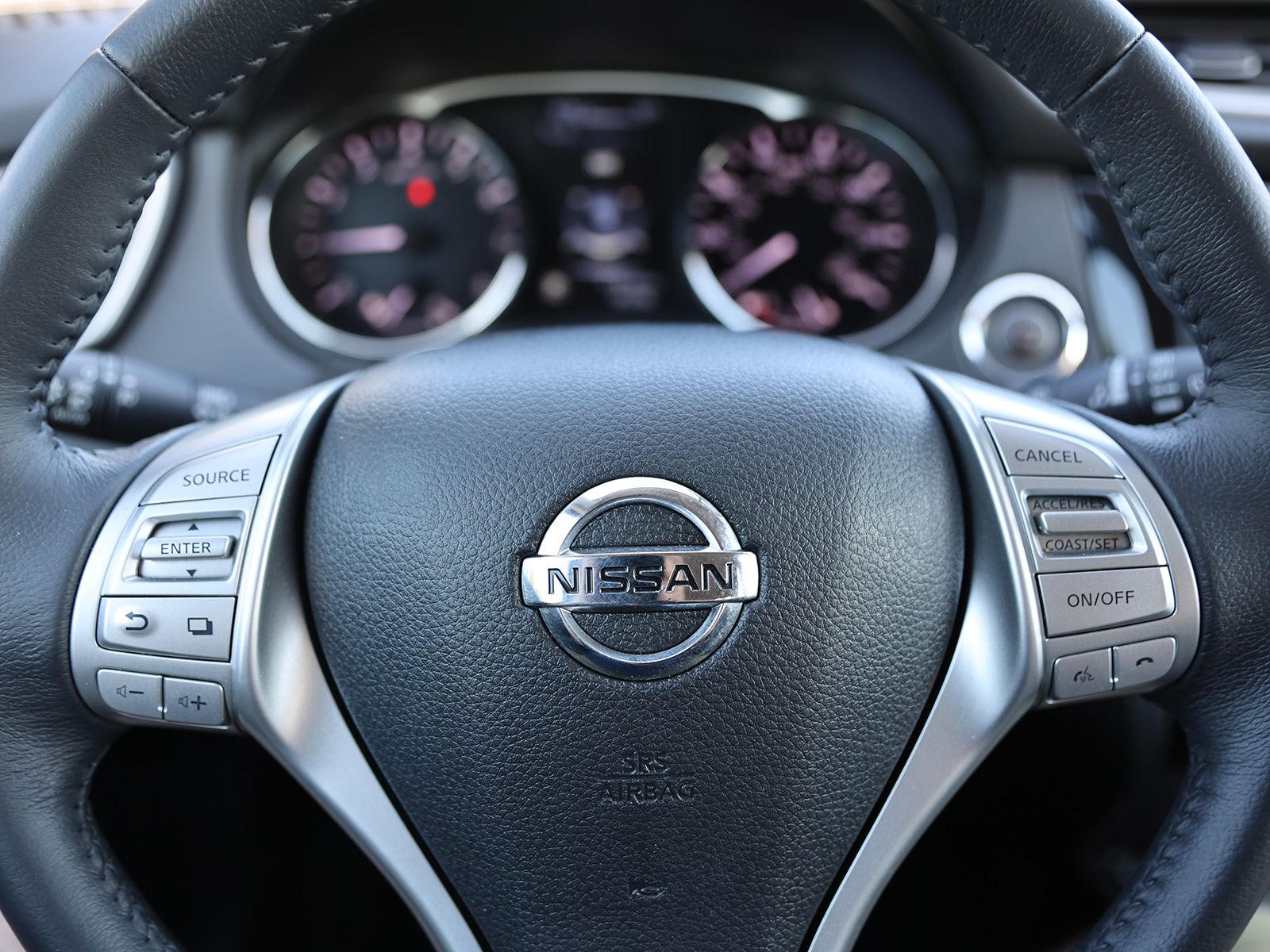 2016 Nissan Rogue SL - Photo 36