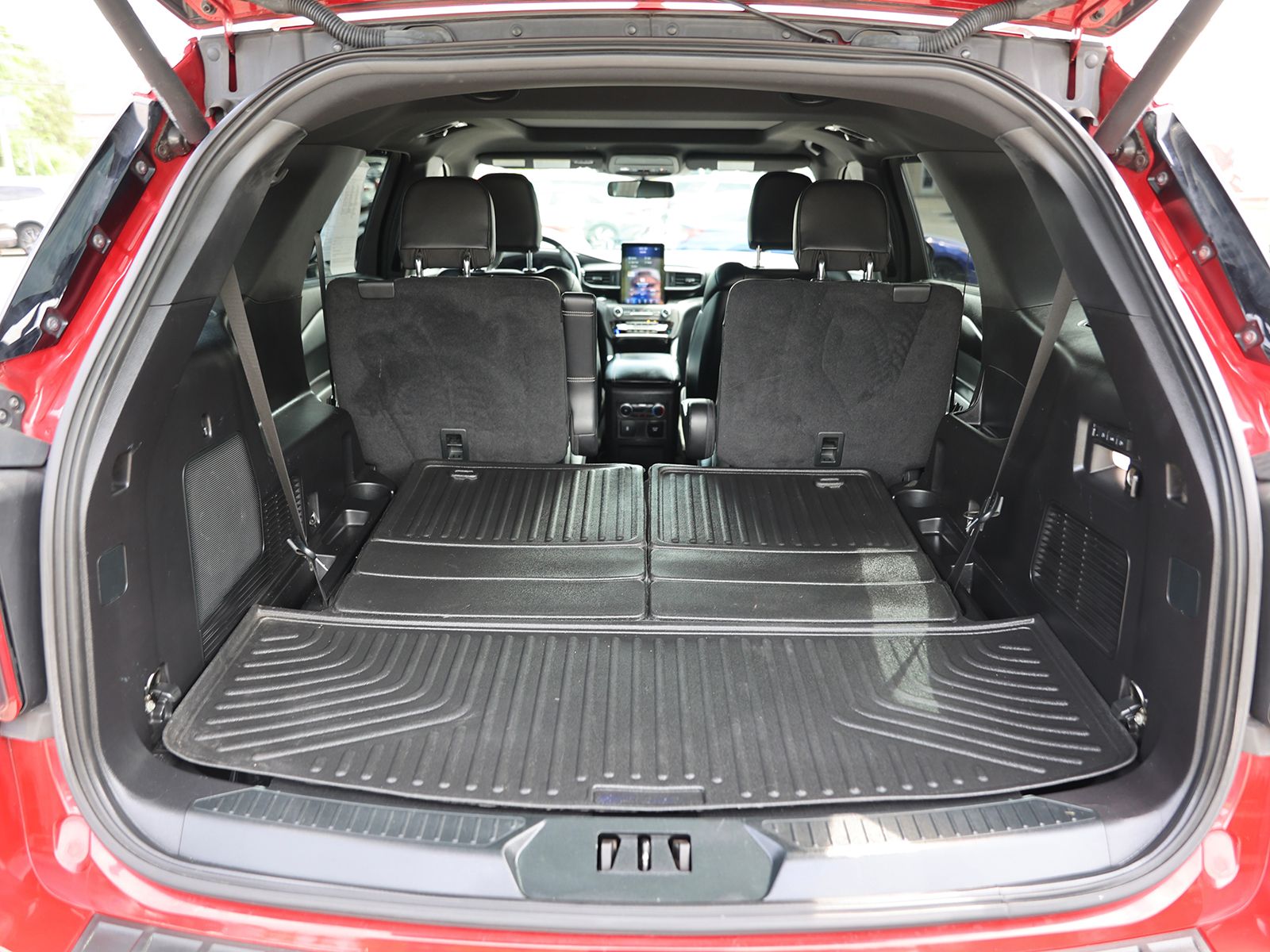 2020 Ford Explorer ST - Photo 14