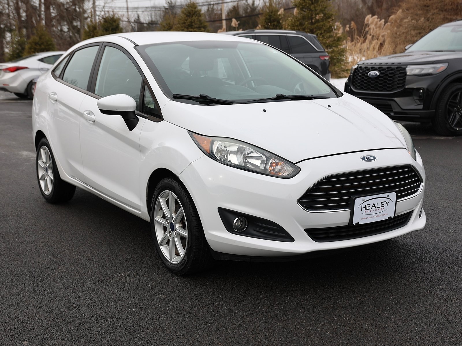 2019 Ford Fiesta SE's photo