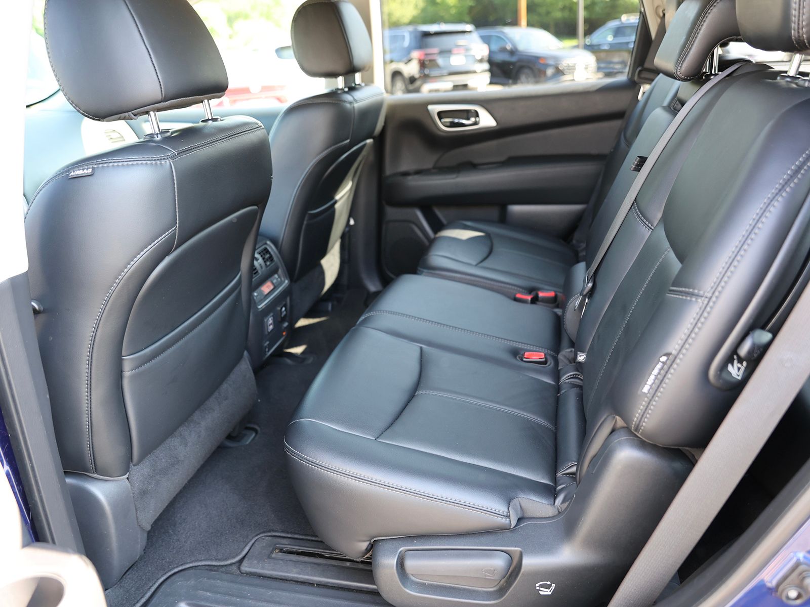 2018 Nissan Pathfinder SL - Photo 23
