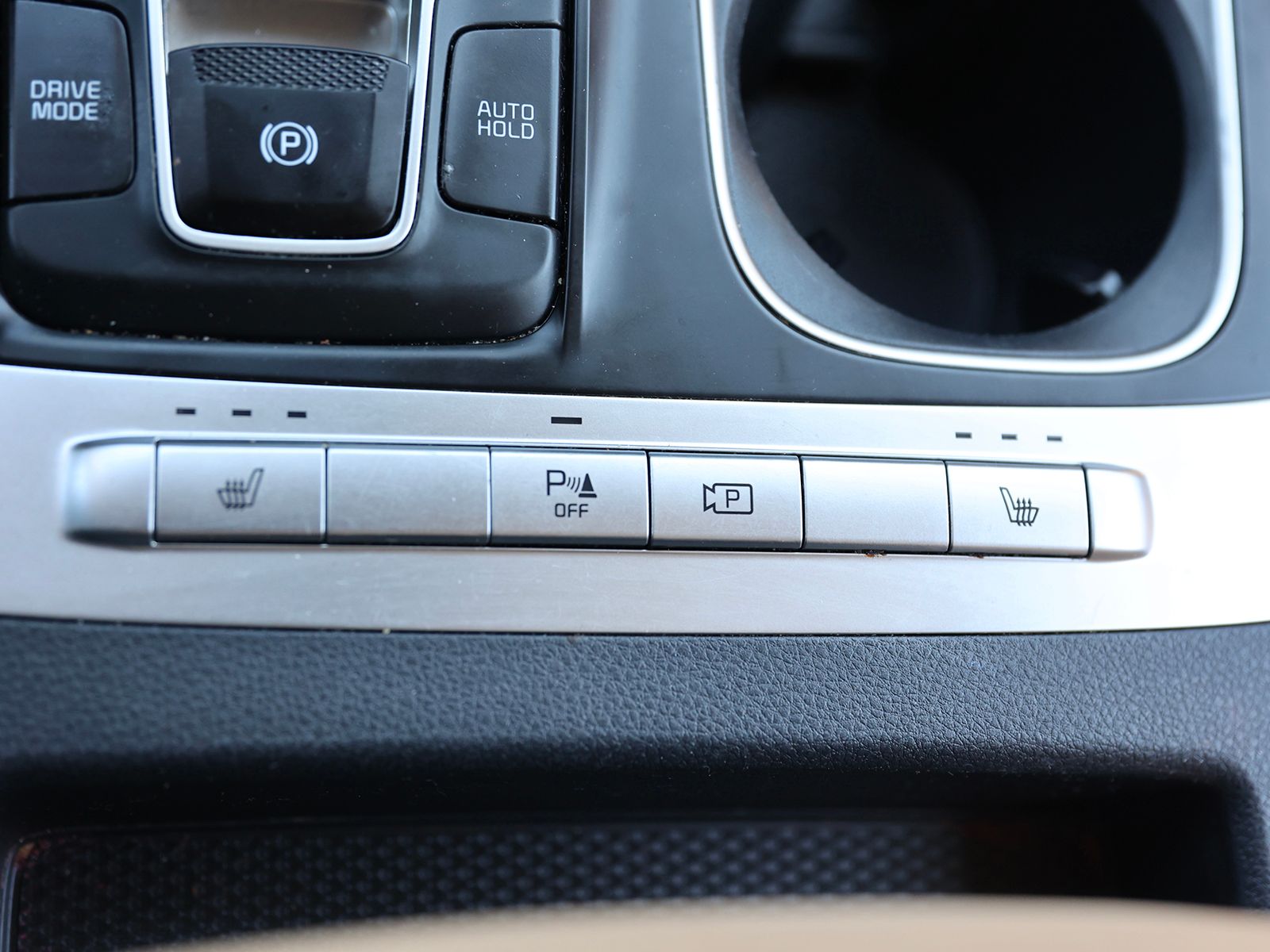 2024 Kia Carnival LX Seat Pkg - Photo 32