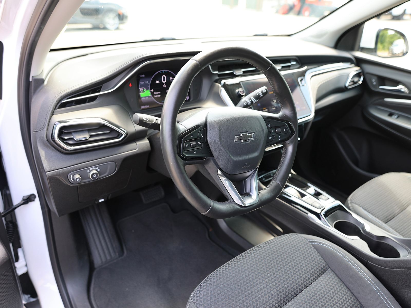 2023 Chevrolet Bolt EUV LT - Photo 16