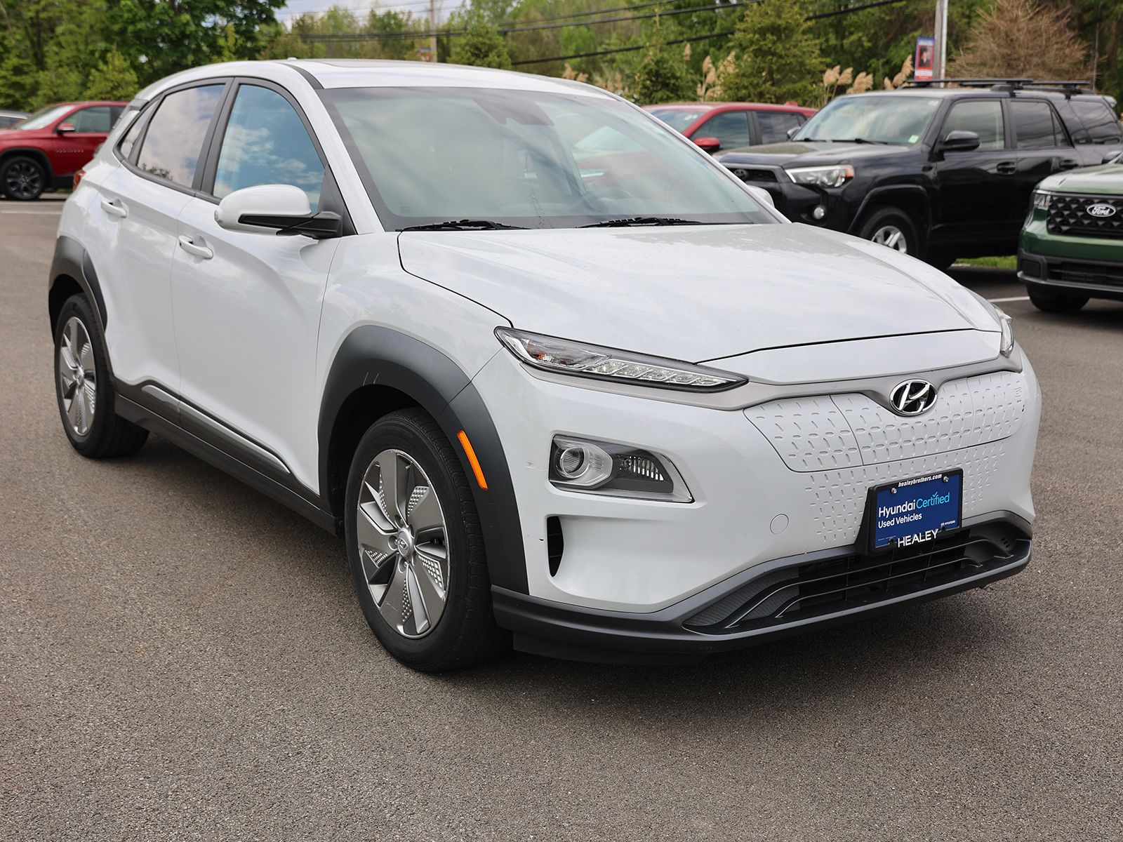 2021 Hyundai Kona Electric Limited's photo
