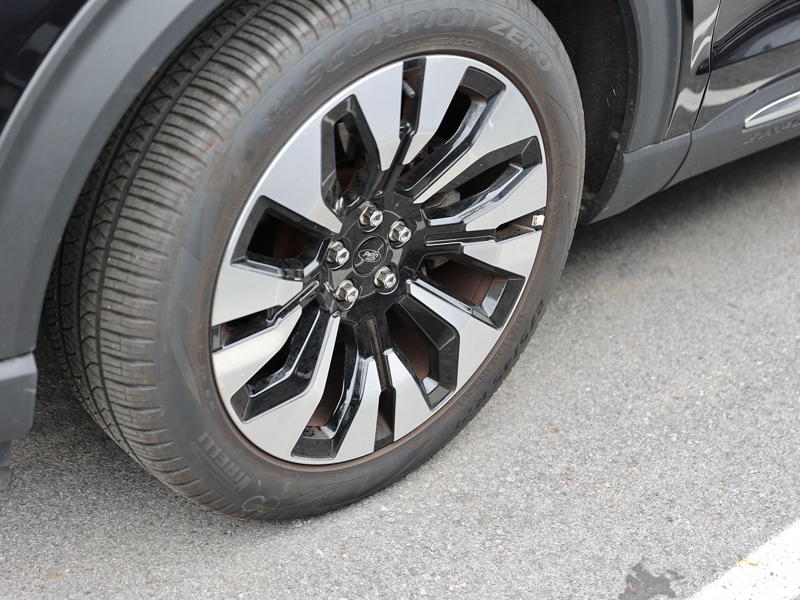 2025 Ford Explorer Platinum - Photo 7