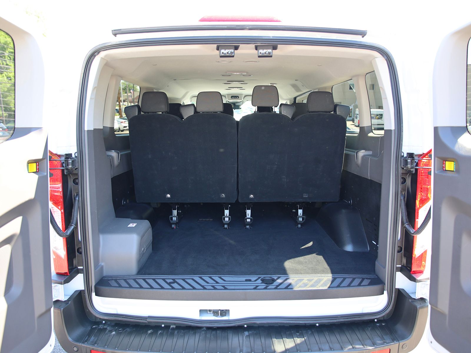 2025 Ford Transit Passenger Van XLT - Photo 14