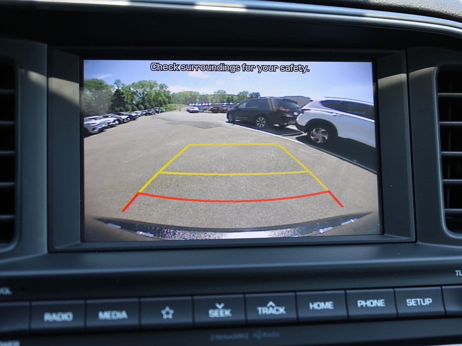 2020 Hyundai Elantra Value Edition - Photo 25