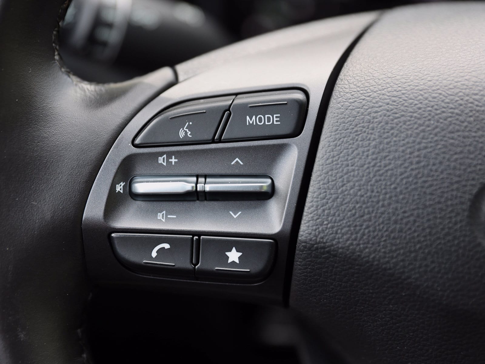 2023 Hyundai Kona Limited - Photo 39