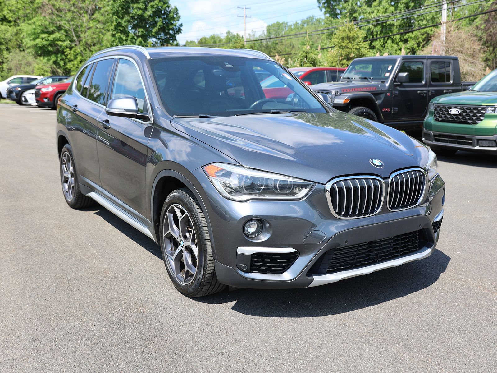 2019 BMW X1 xDrive28i's photo