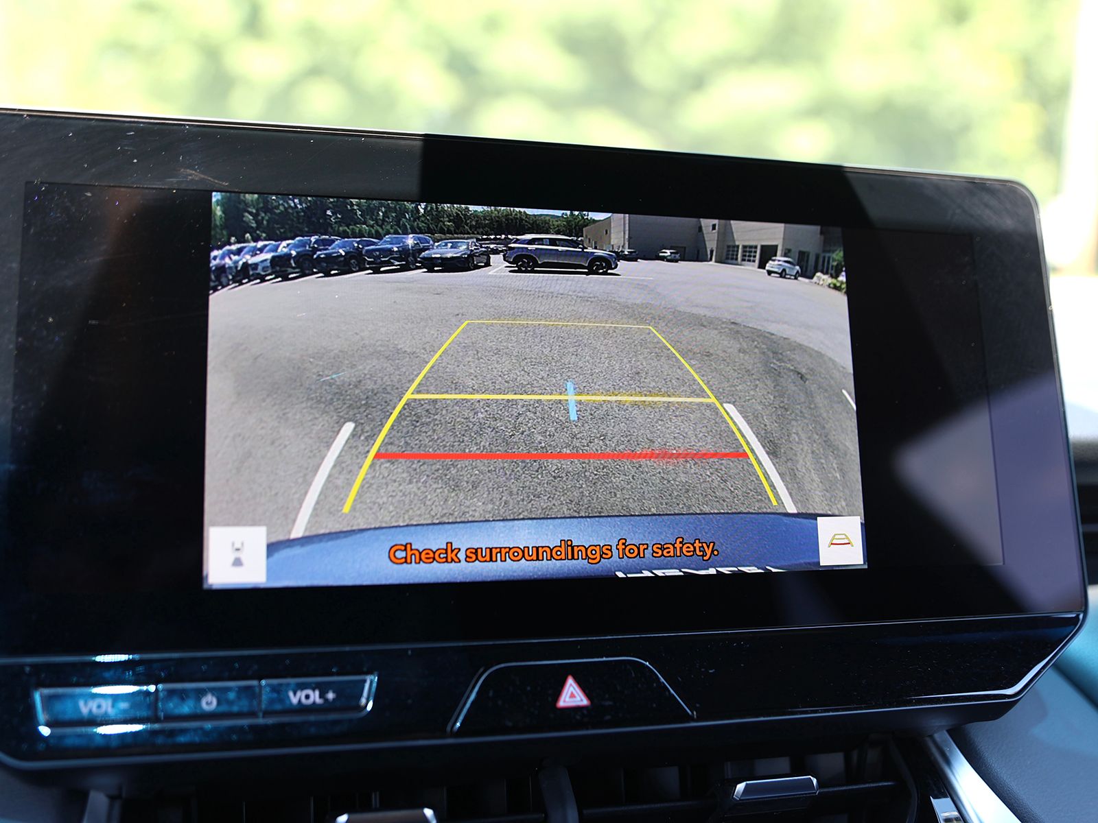 2024 Toyota Venza XLE - Photo 24