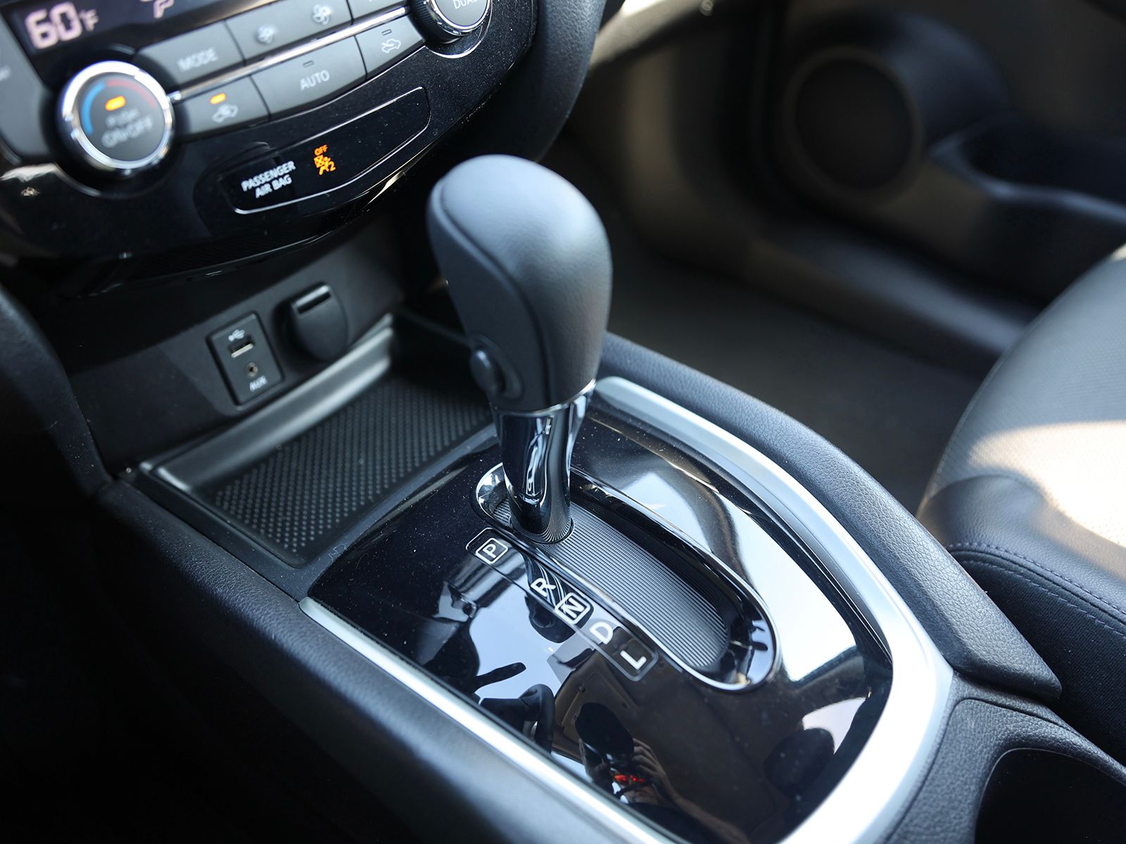 2016 Nissan Rogue SL - Photo 30