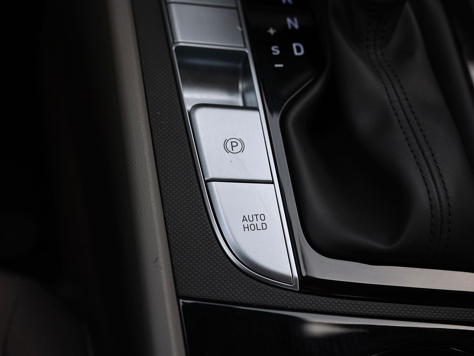 2025 Hyundai Elantra SEL - Photo 29