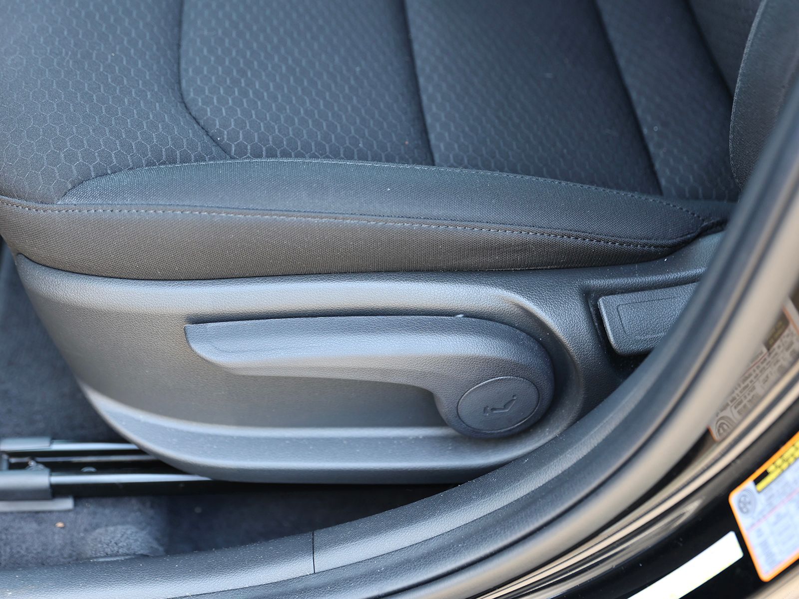 2020 Hyundai Elantra Value Edition - Photo 15