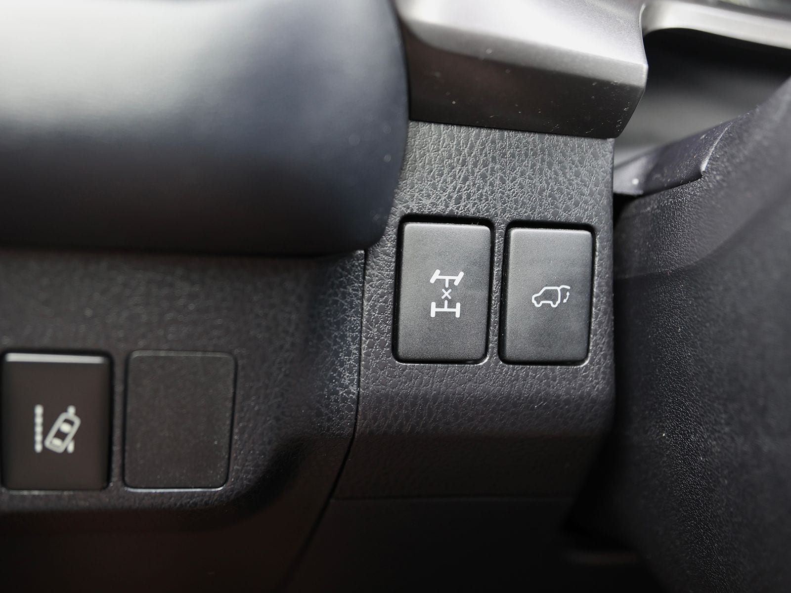 2017 Toyota RAV4 SE - Photo 33