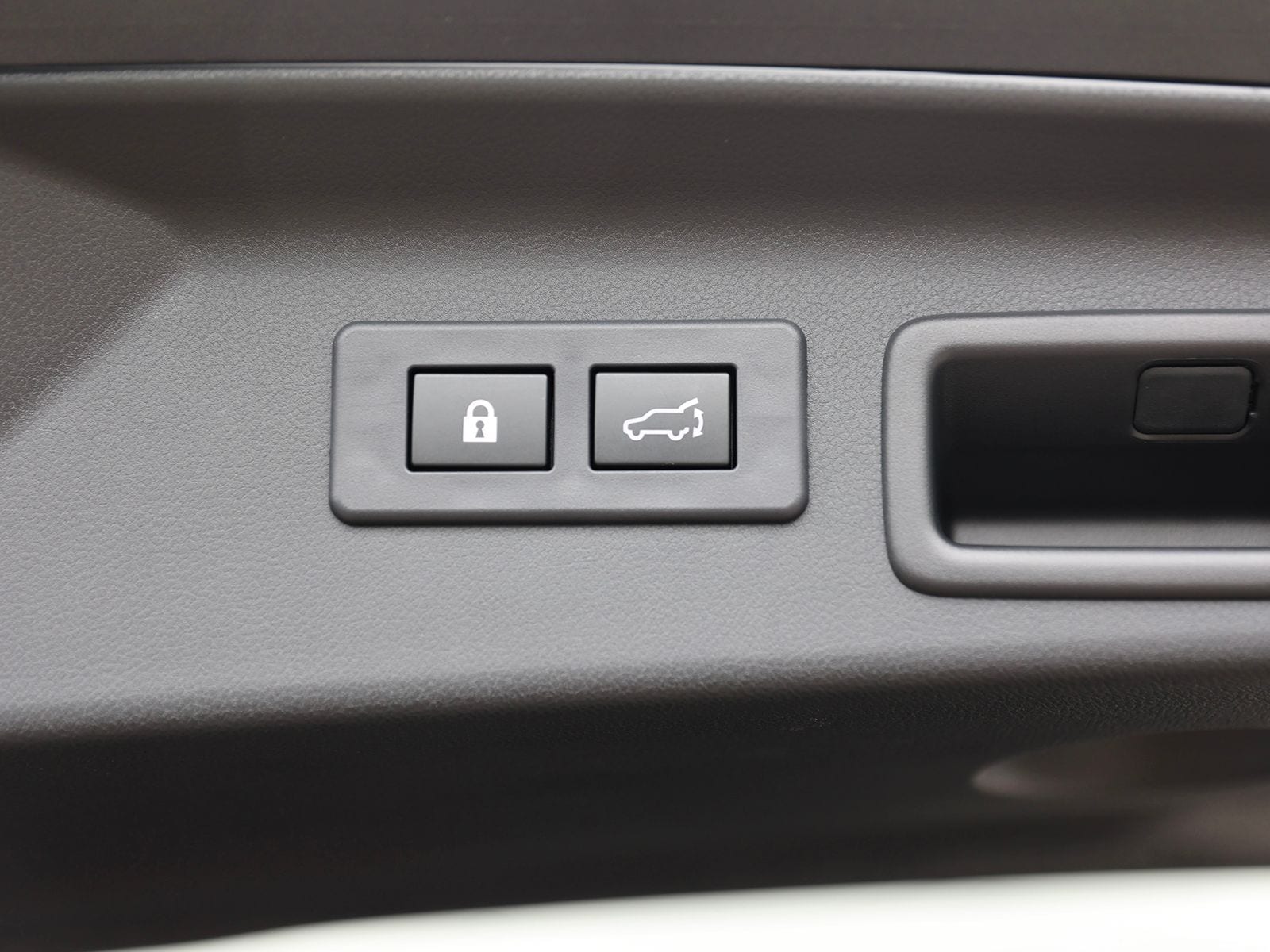 2025 Subaru Forester Touring - Photo 17