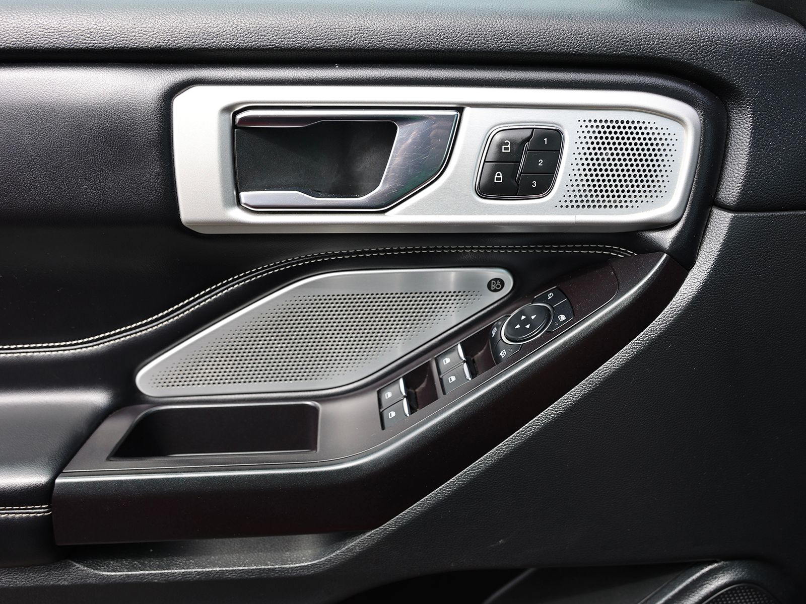 2020 Ford Explorer ST - Photo 39