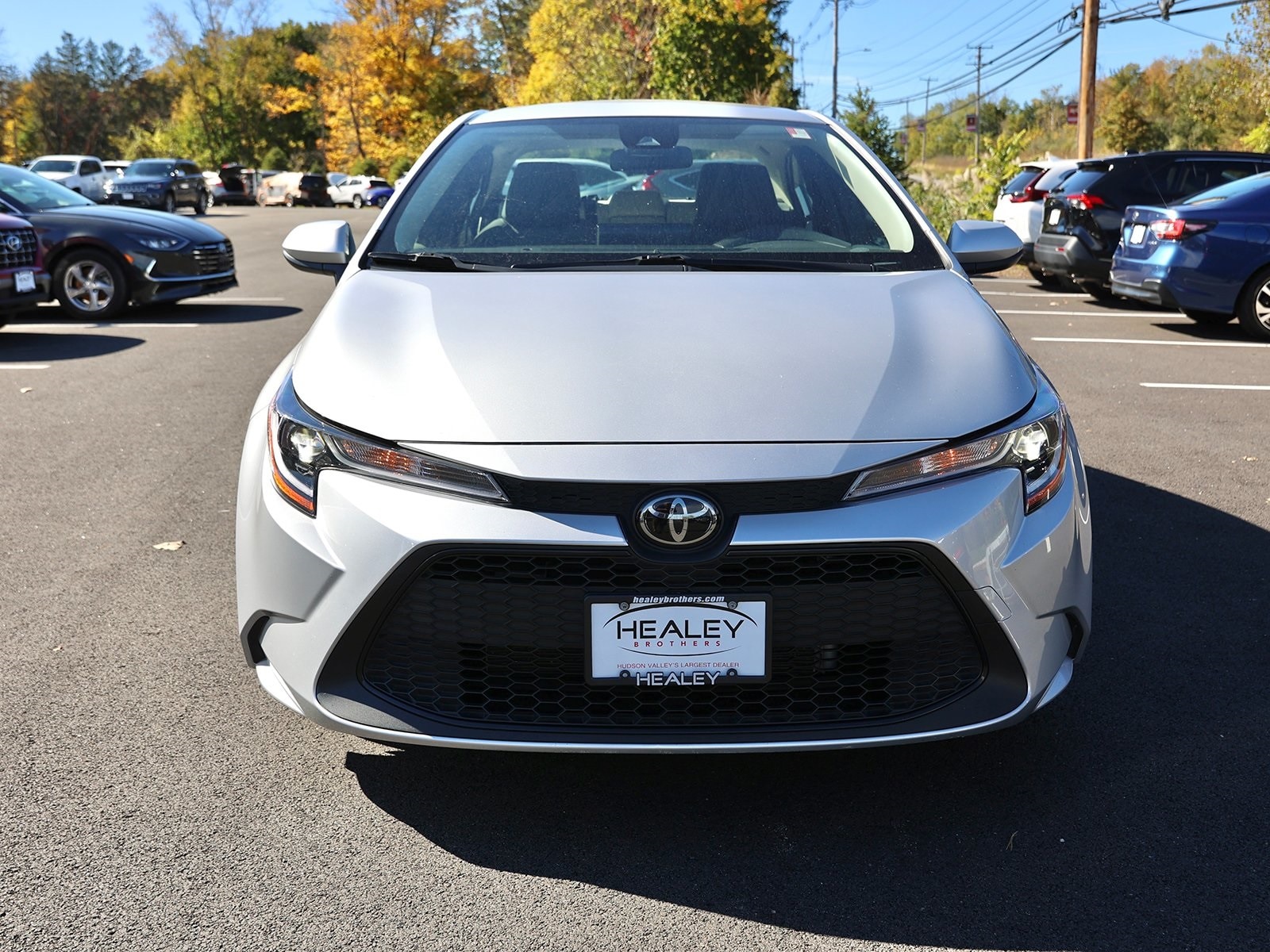 Used 2022 Toyota Corolla LE with VIN JTDEPMAE7N3011831 for sale in Fishkill, NY