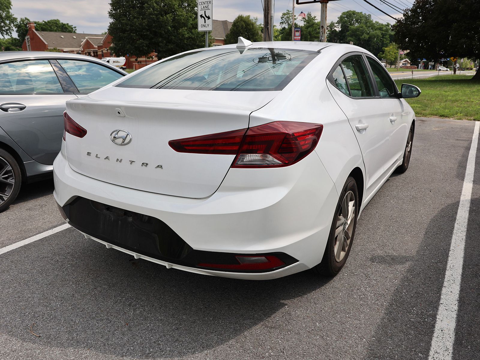 2019 Hyundai Elantra SEL - Photo 6