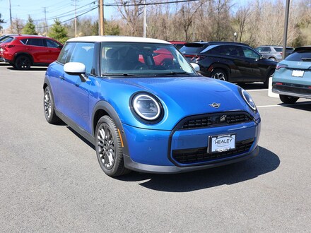 2025 MINI Hardtop 2 Door Cooper Hatchback