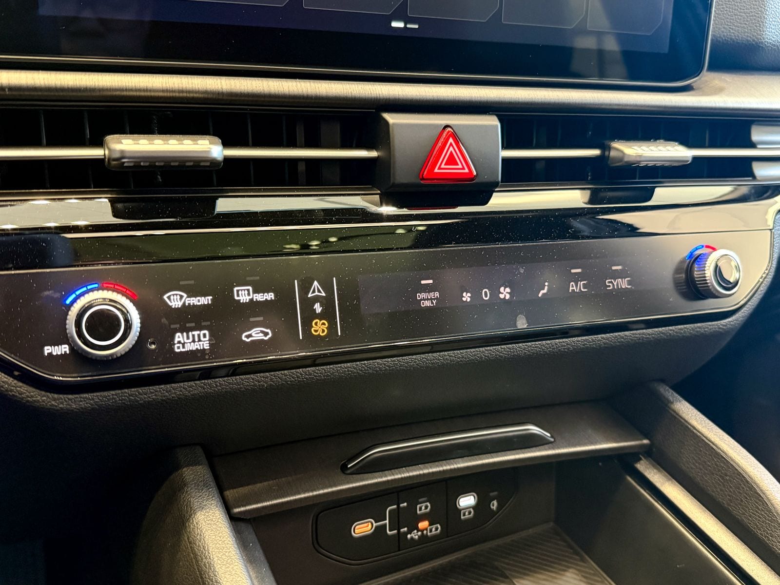 2026 Kia Sportage X-Line Hybrid - Photo 19