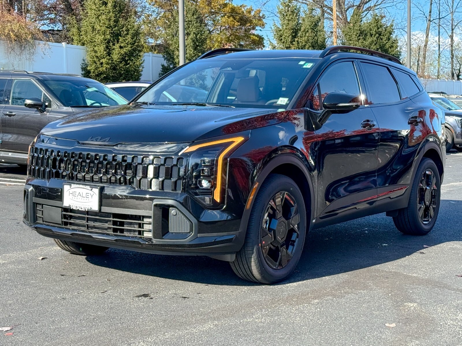 2026 Kia Sportage Hybrid X-Line photo 2