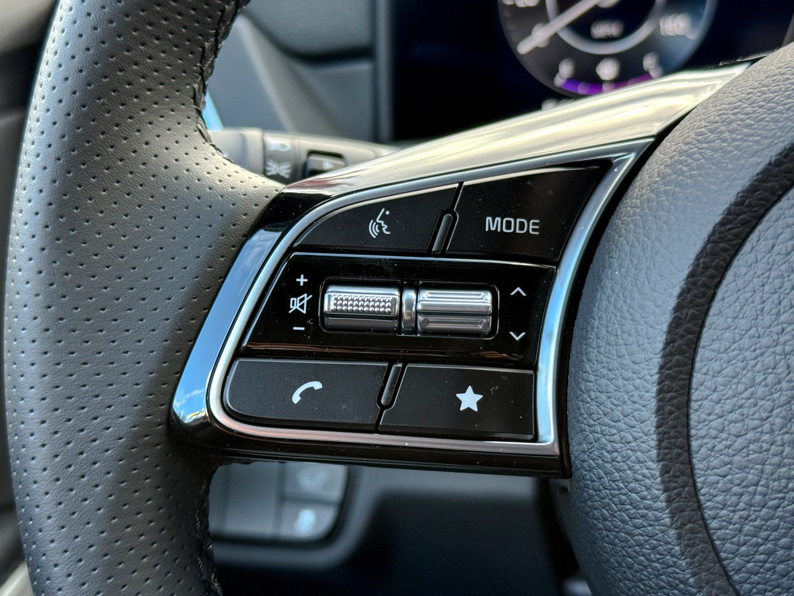 2026 Kia Seltos SX - Photo 25