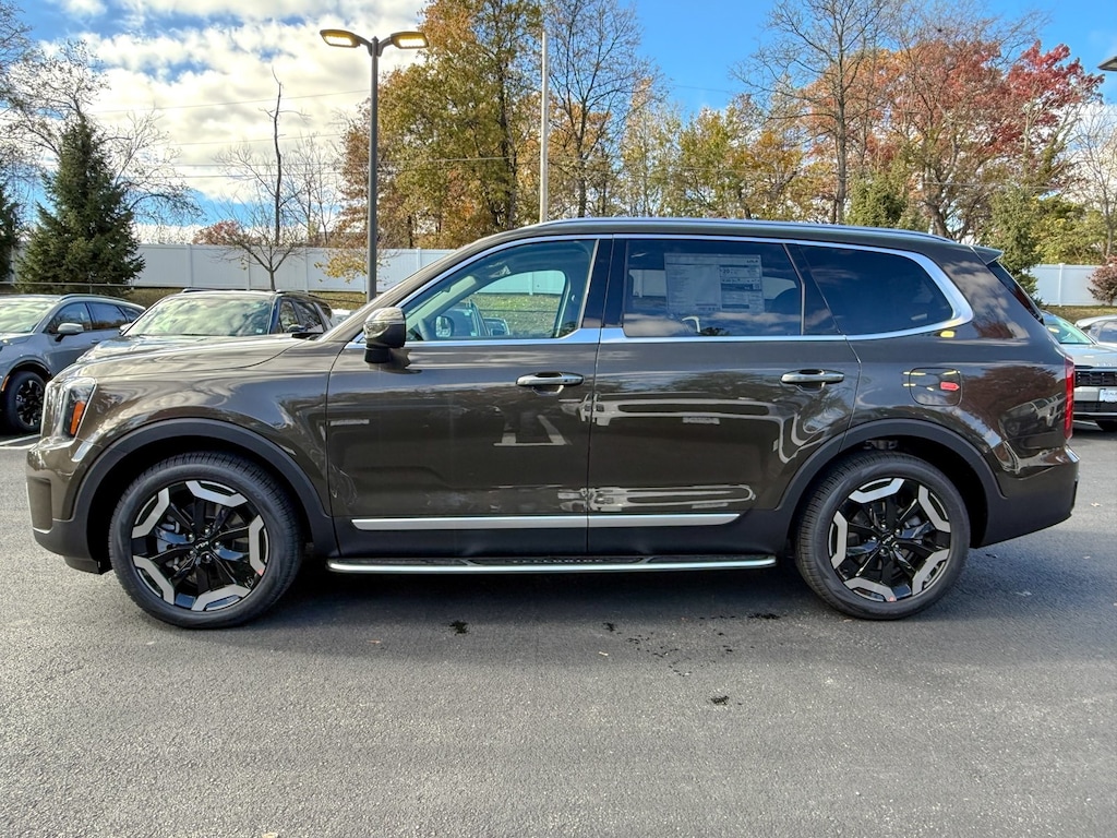 New 2025 Kia Telluride S SUV