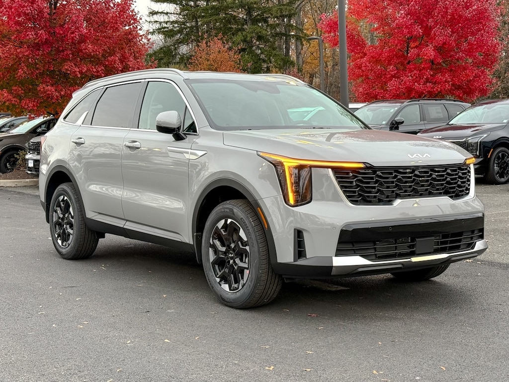 New 2026 Kia Sorento S SUV