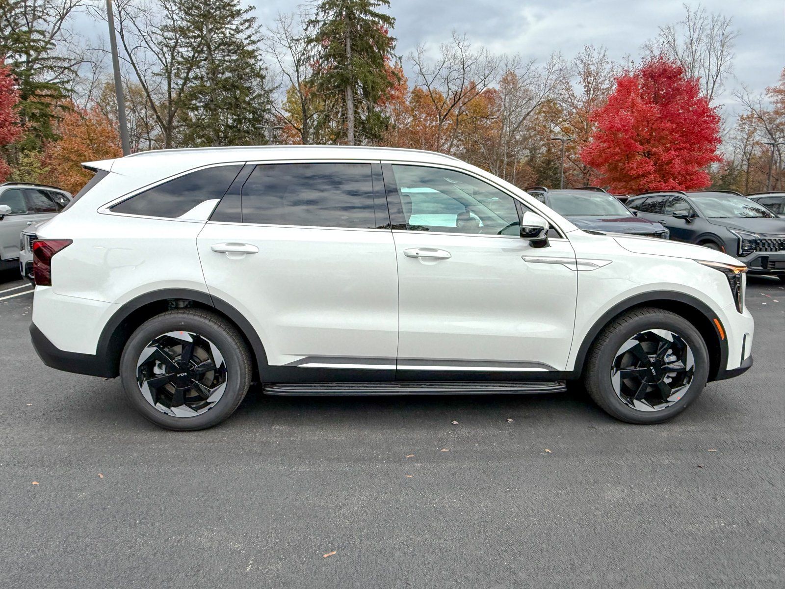 2026 Kia Sorento EX Hybrid - Photo 9
