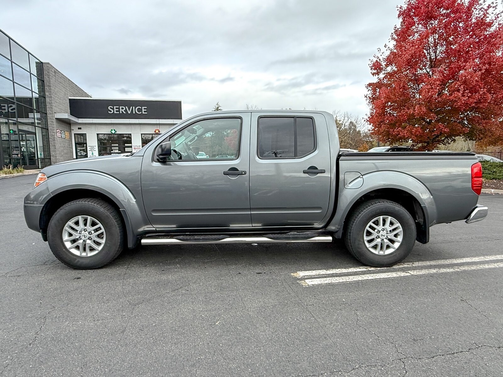 2016 Nissan Frontier SV photo 4