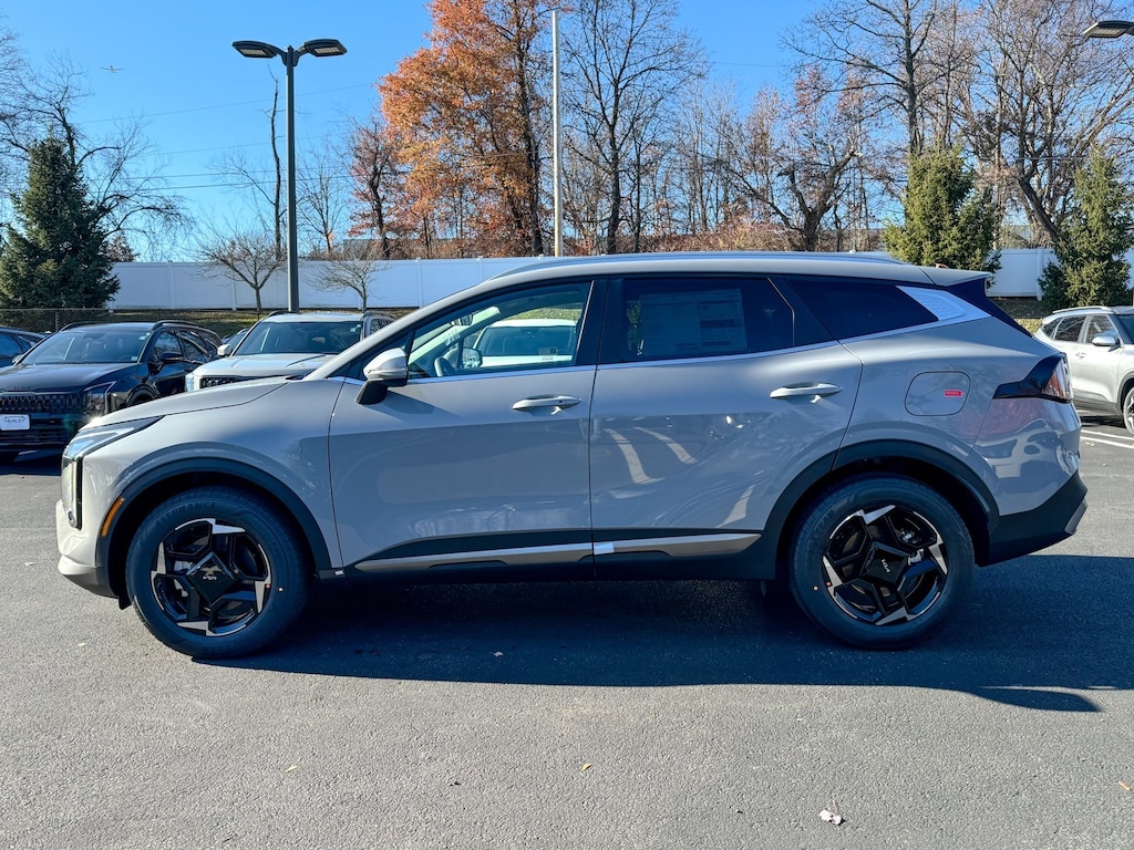 New 2026 Kia Sportage Hybrid EX SUV