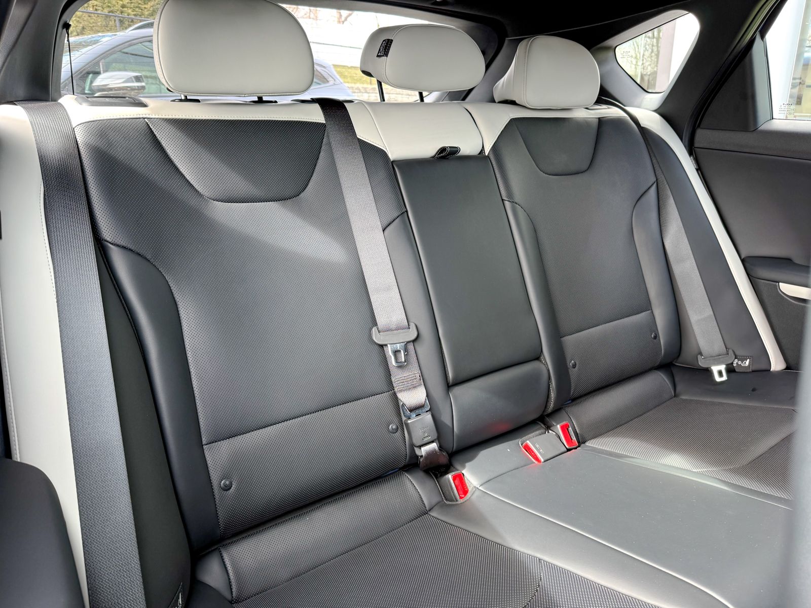 2026 Kia K4 GT-Line Turbo - Photo 14