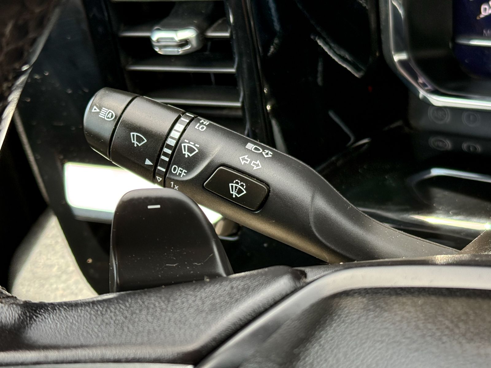 2023 Chevrolet Silverado 1500 RST - Photo 28