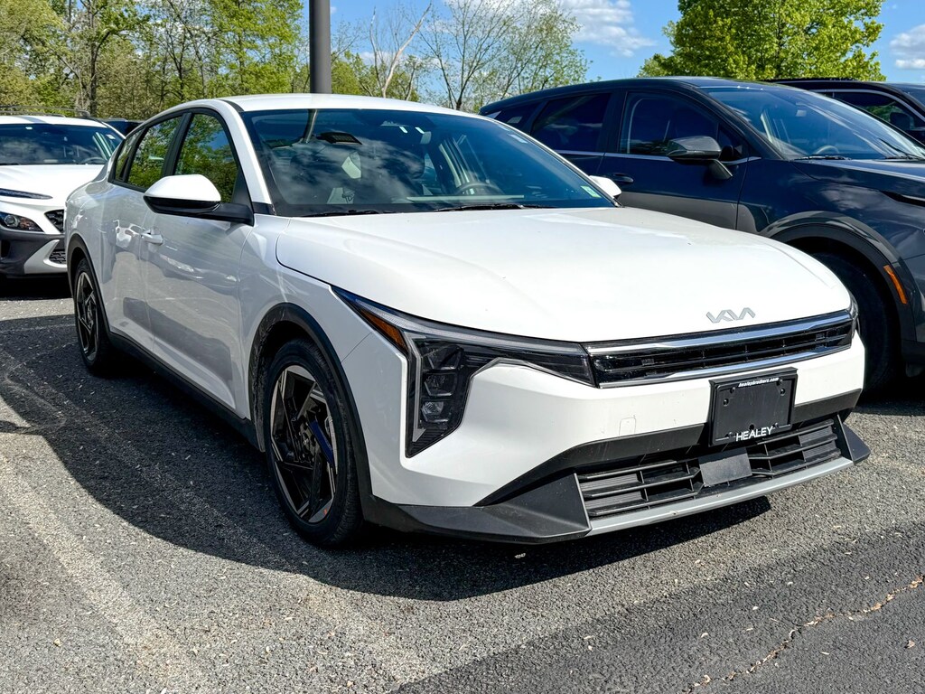 Certified 2025 Kia K4 EX Sedan