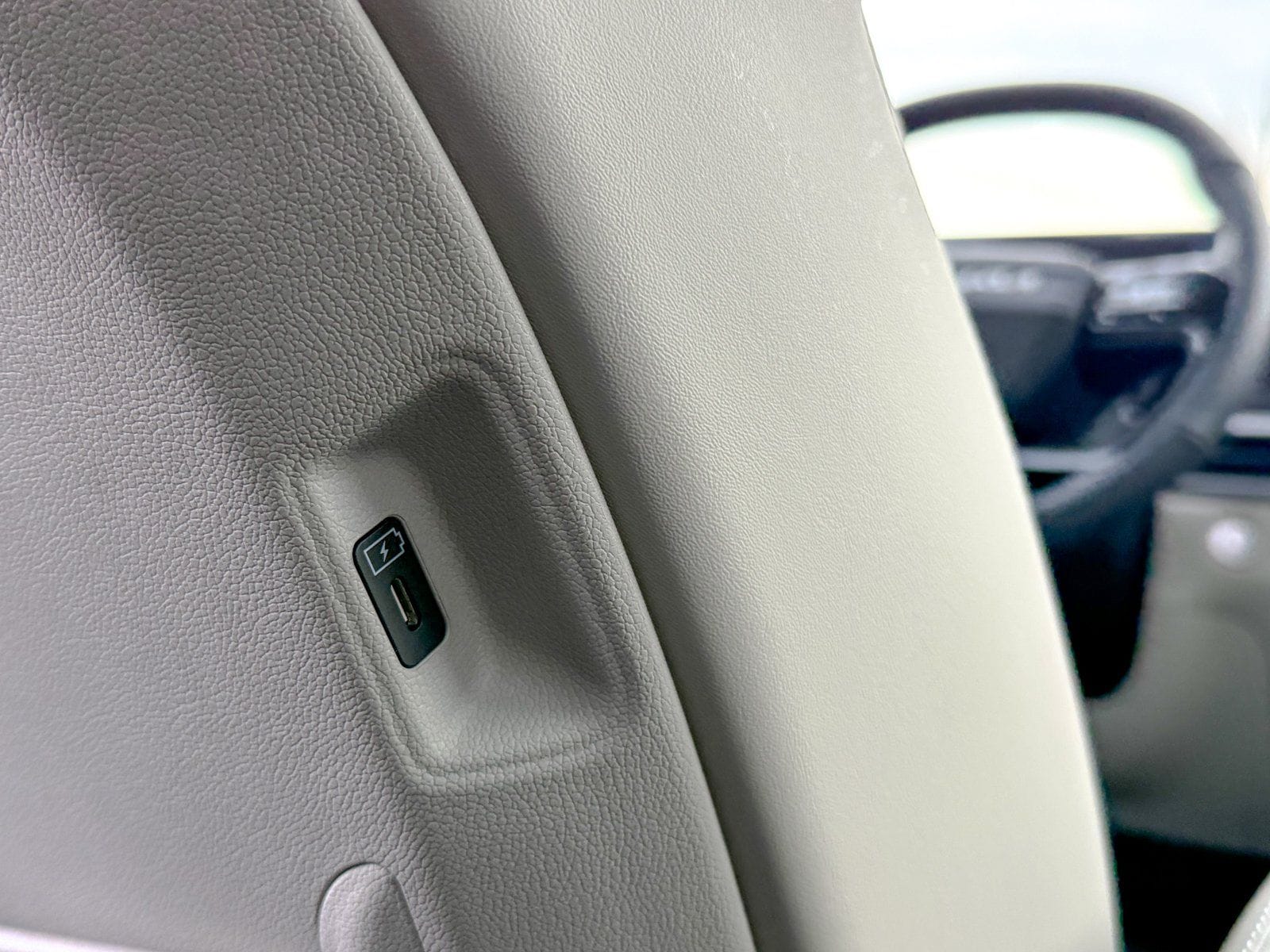 2026 Kia Sorento S - Photo 35