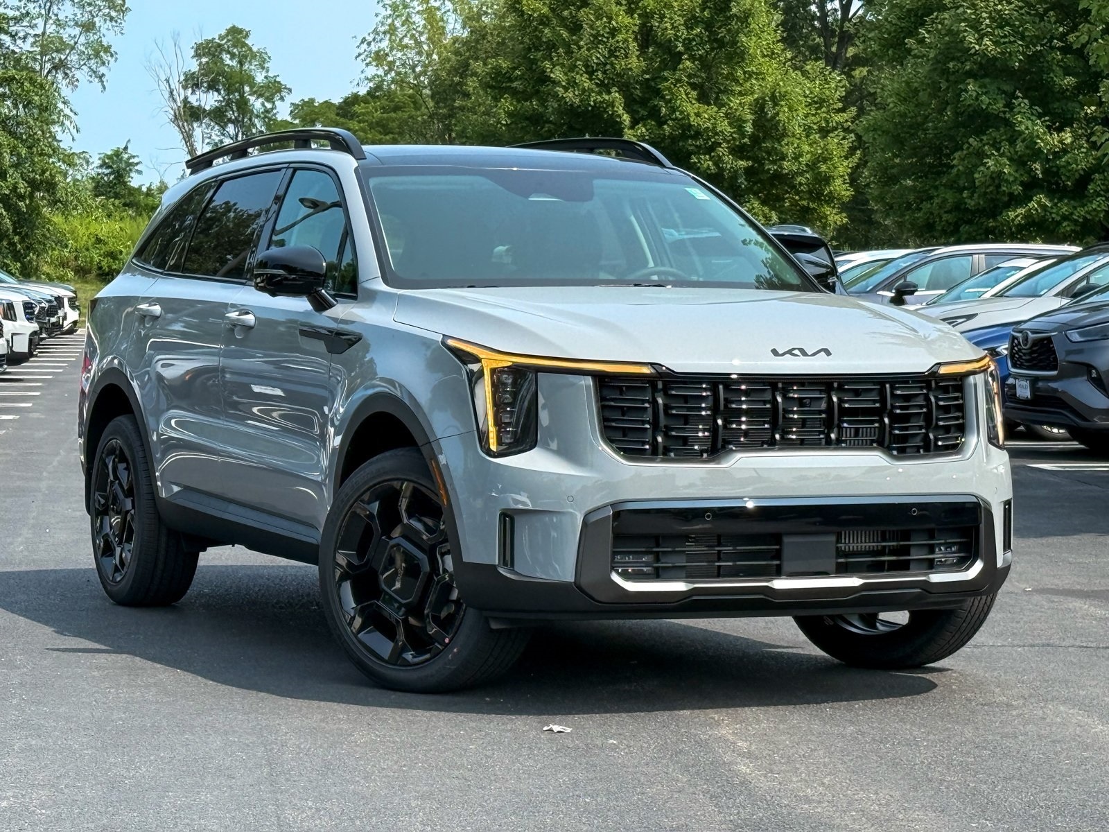 2025 Kia Sorento X-Line SX's photo