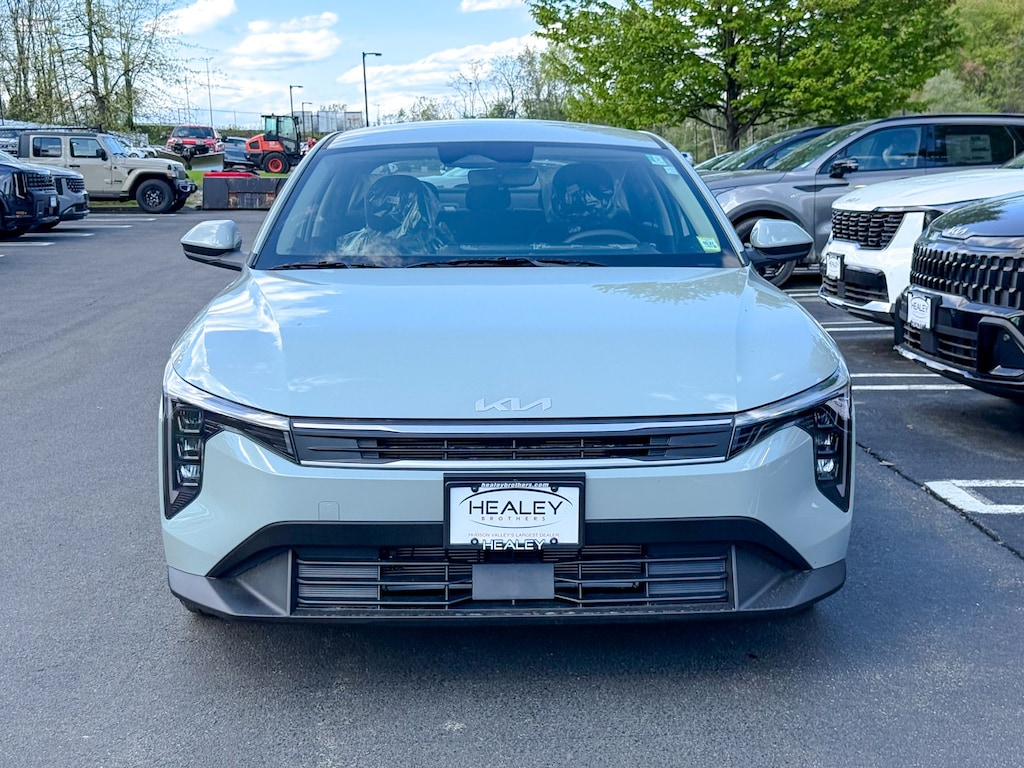 New 2026 Kia K4 LXS Sedan