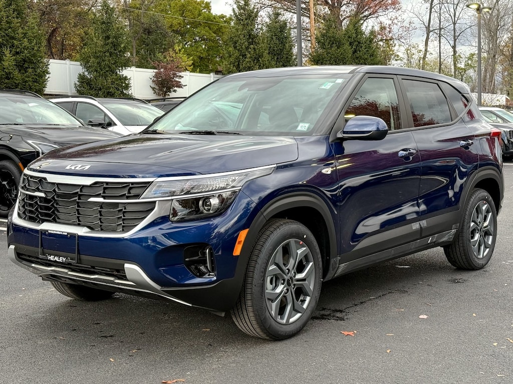 New 2026 Kia Seltos LX SUV