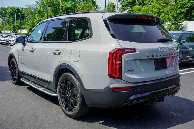 Used 2022 Kia Telluride EX with VIN 5XYP3DHCXNG214295 for sale in Newburgh, NY