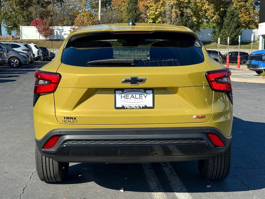 Used 2024 Chevrolet Trax 1RS SUV