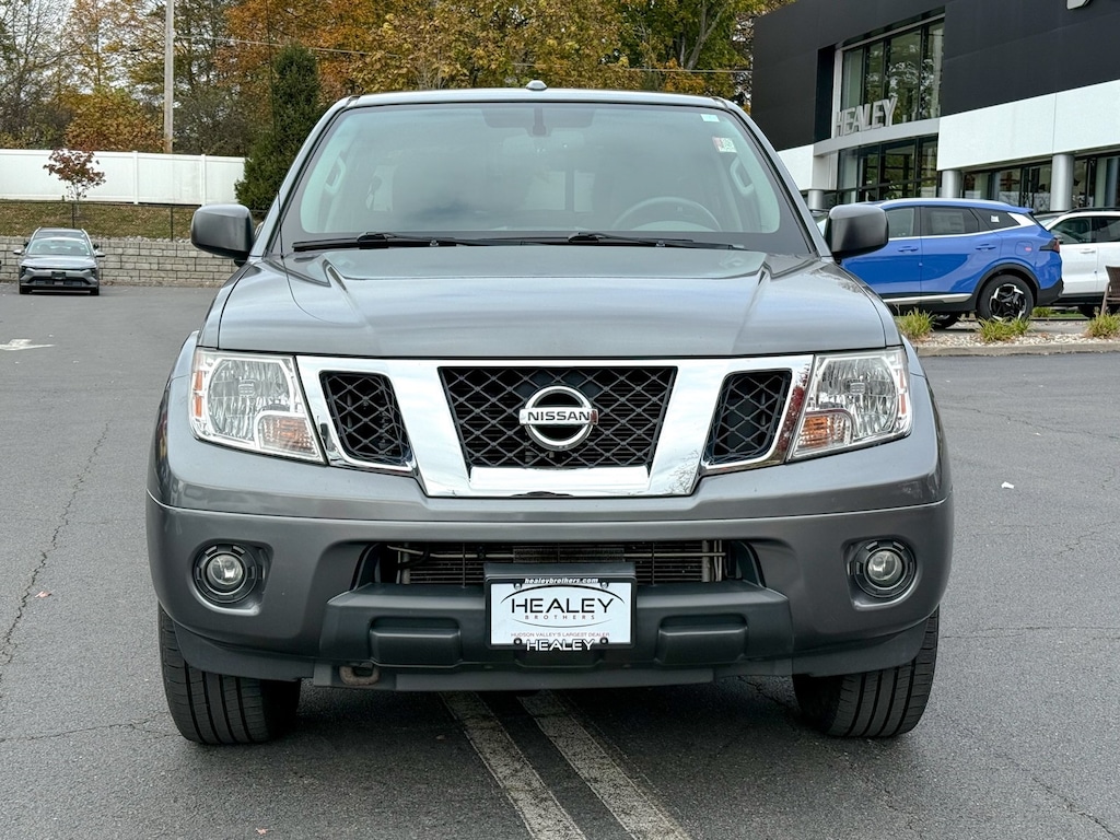 Used 2016 Nissan Frontier SV Truck Crew Cab