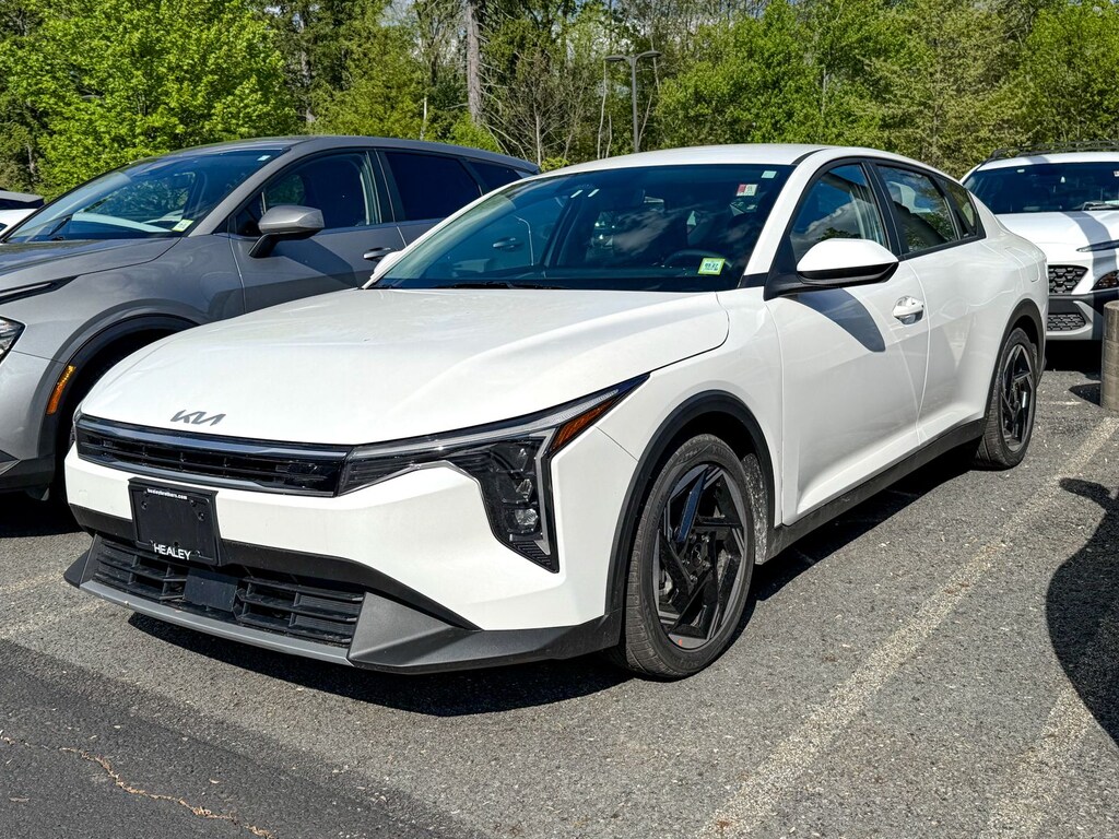 Certified 2025 Kia K4 EX Sedan