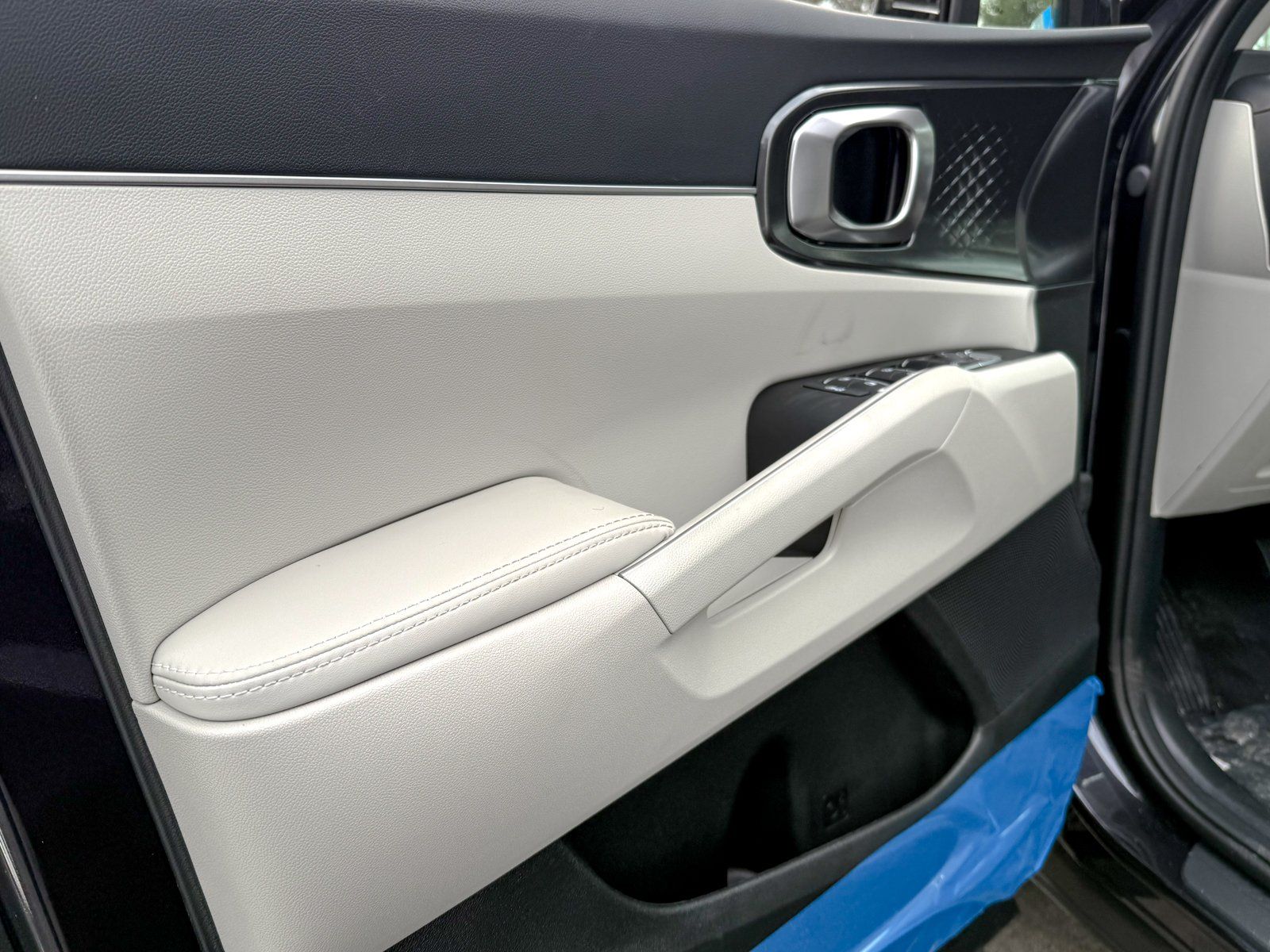 2026 Kia Sorento S - Photo 13