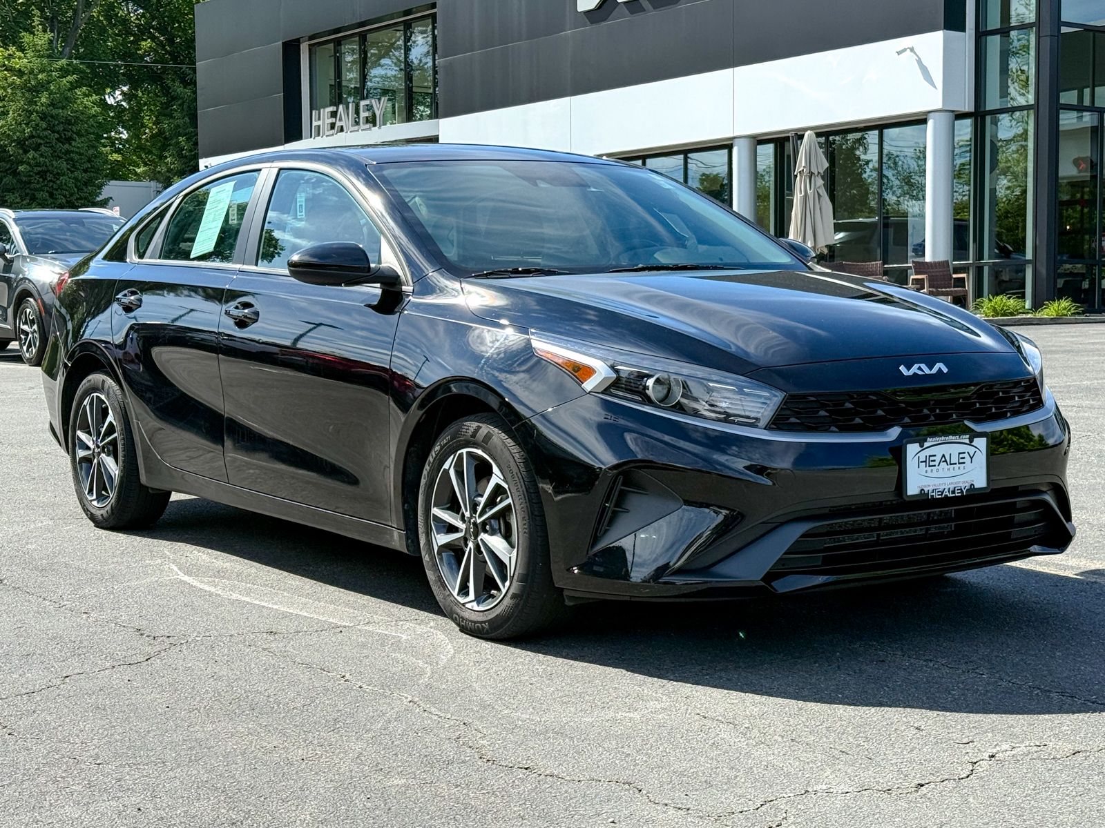 2023 Kia Forte LXS AT's photo