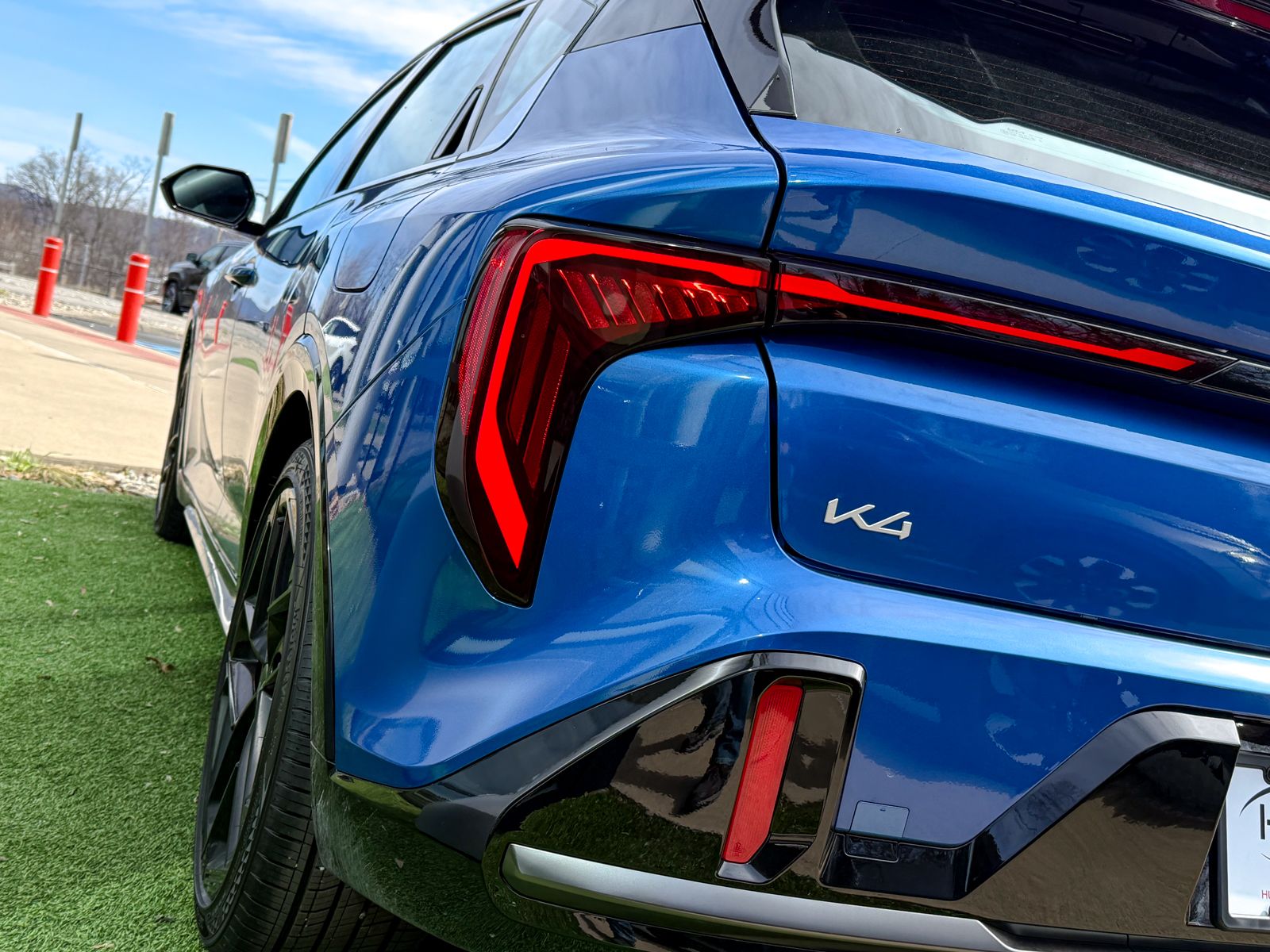 2026 Kia K4 GT-Line Turbo - Photo 10