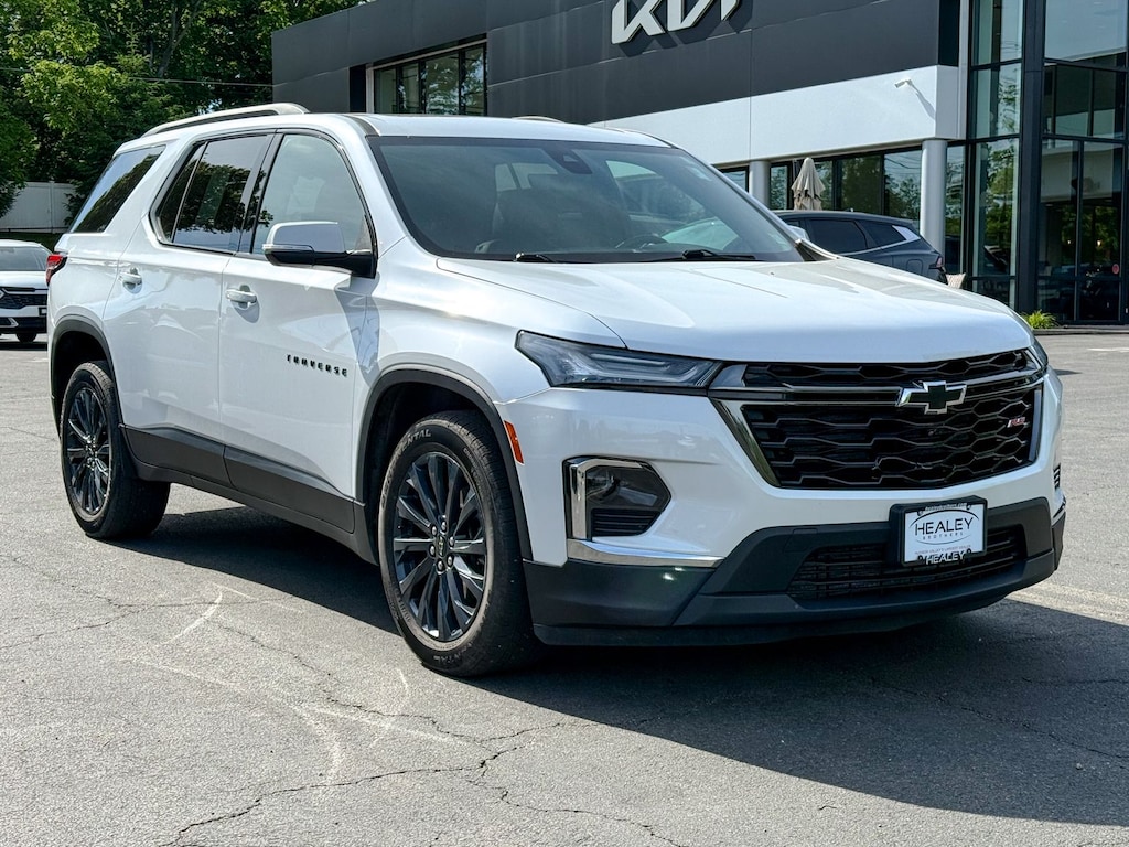 Used 2023 Chevrolet Traverse RS SUV
